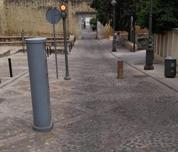 Vivienda Turistica Acogedora En Patios De San Basilio * Cordova